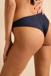 anja bas bikini tanga le canon navy close up dos