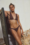 anja haut bikini fascinant foulard chocolat photo shoot